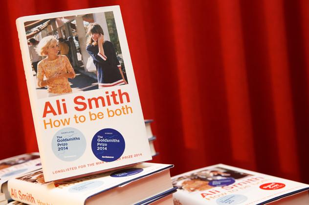 Piles of copies of the Ali Smith book, 'How To Be Both'